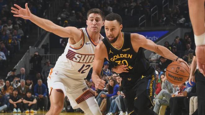 三巨頭走瞭倆，聯盟笑柄卻起飛瞭